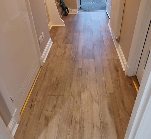 Laminate Flooring Fitting